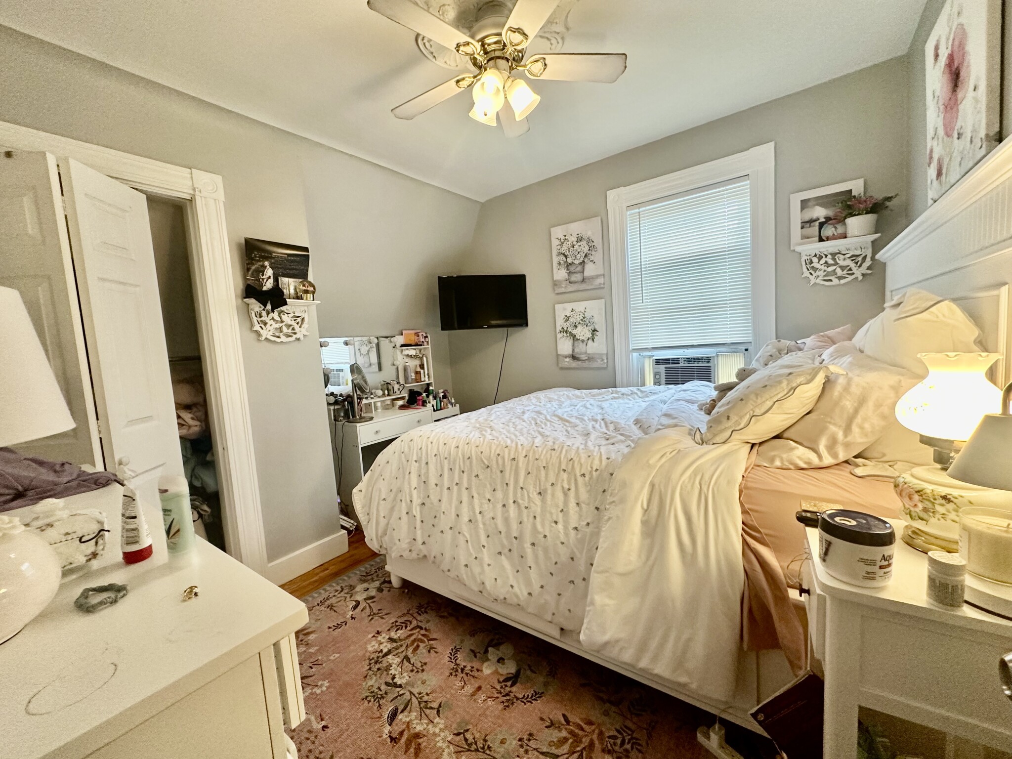 135 Nonantum, Brighton