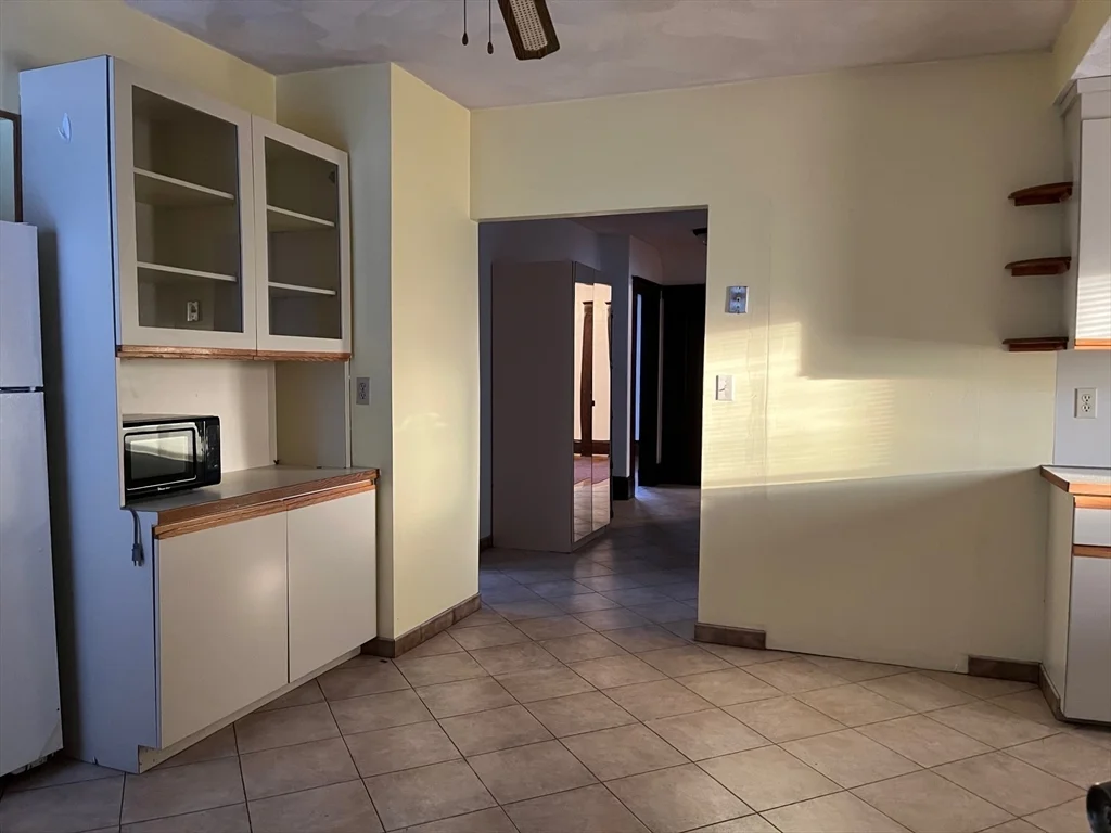 8 Hill St, Teele Square