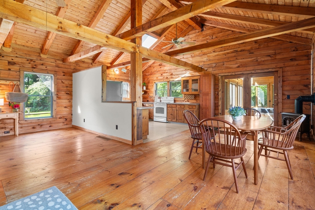 54 Marshall St, Duxbury