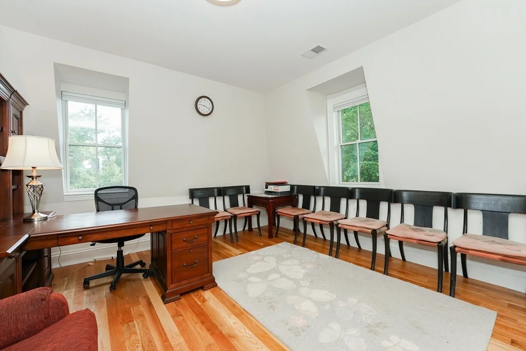 23 Irving St, Mid-Cambridge