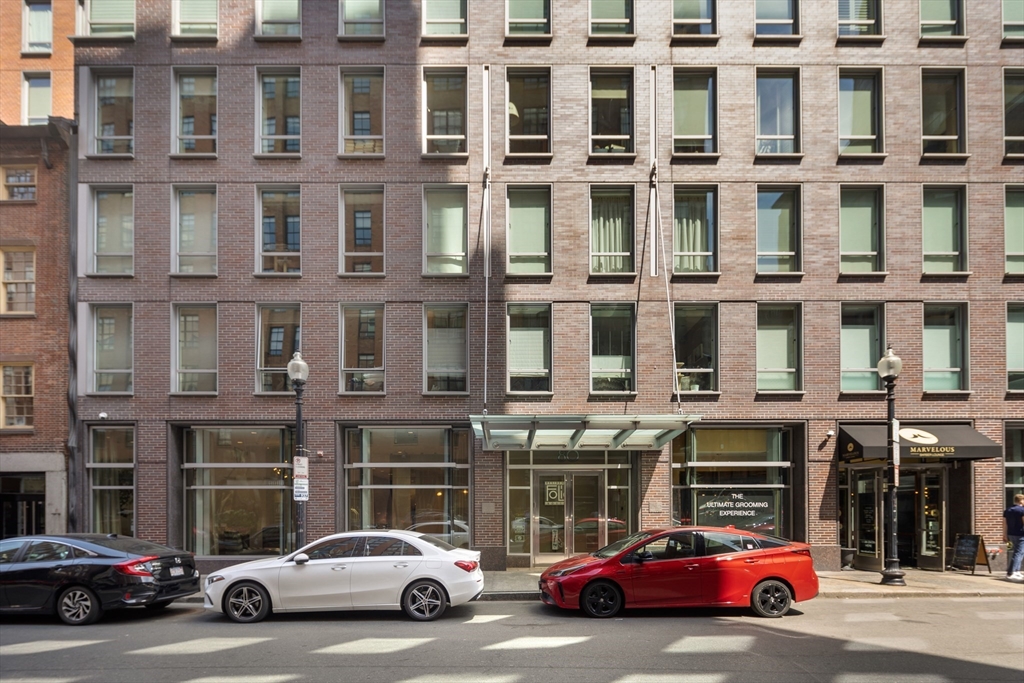 80 Broad St, Downtown