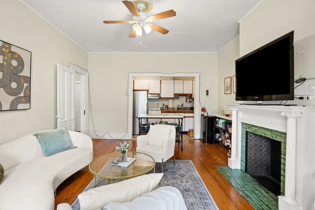 296 Marlborough, Back Bay