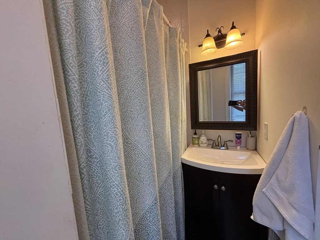 454 Hanover St, North End