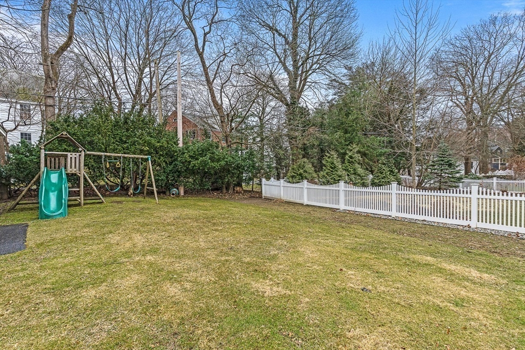 34 Glen Rd, Winchester