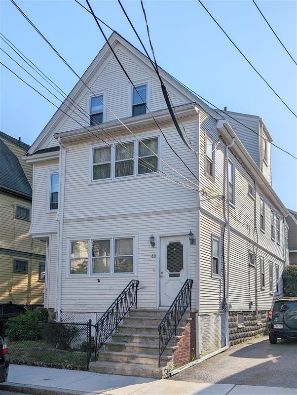 80 Pearson Rd, Tufts