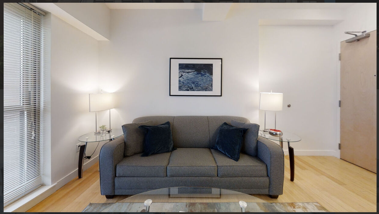 1085 Boylston St, Fenway