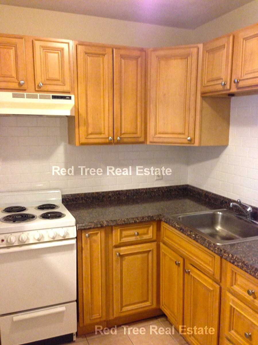 34 Gardner St, Allston