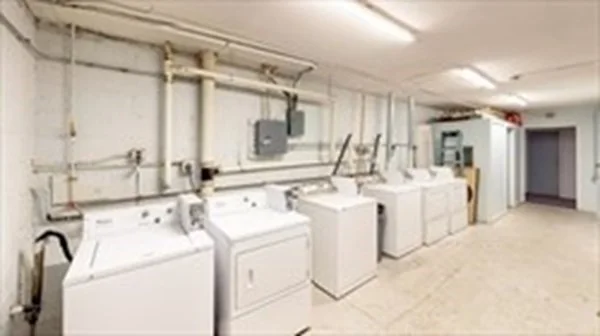 97 Colonel Bell Dr, Brockton