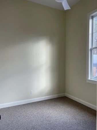 33 West Main St, Groton