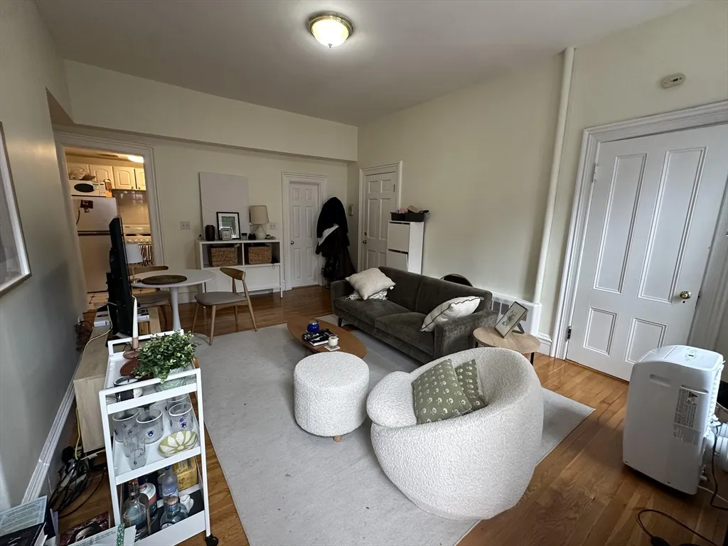 300 Marlborough St, Back Bay