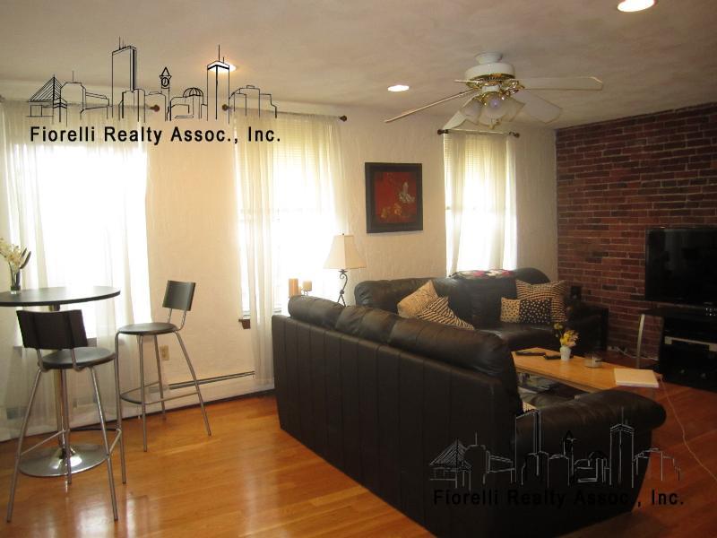 178 Salem St, North End