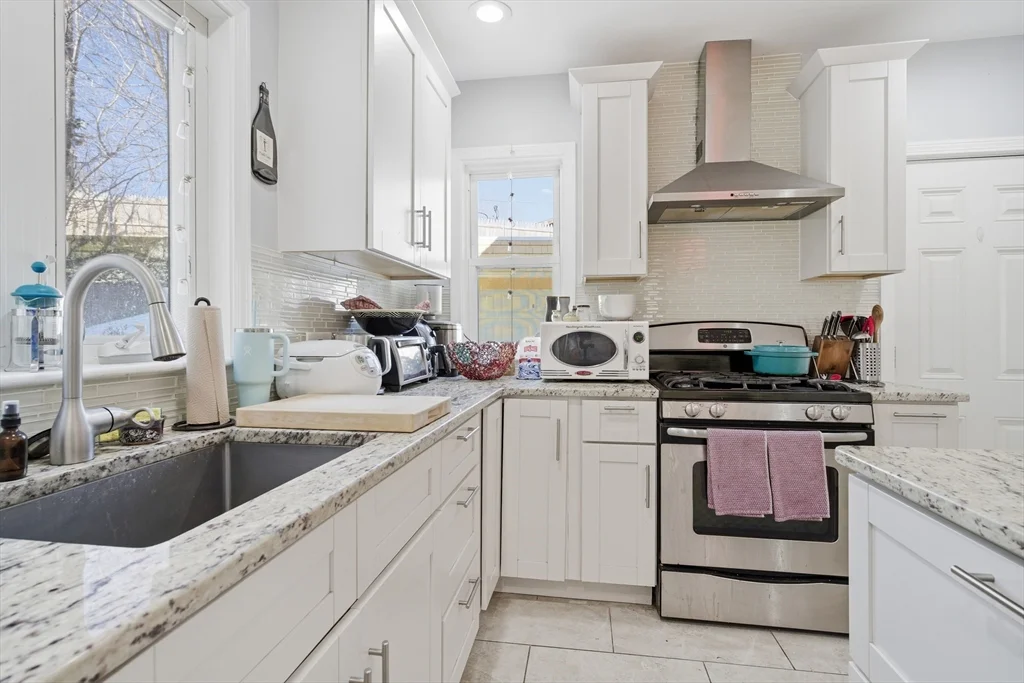 11 Asticou, Jamaica Plain