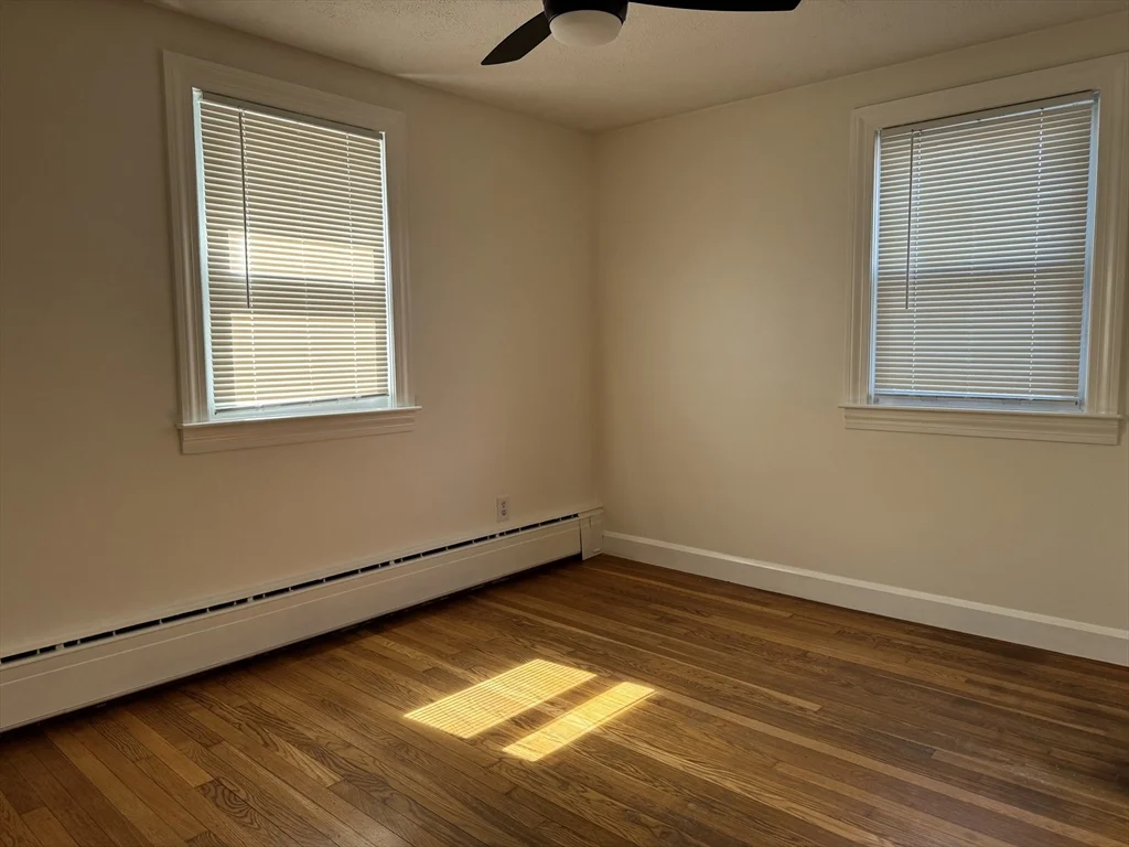 173 Pleasant St, Clinton