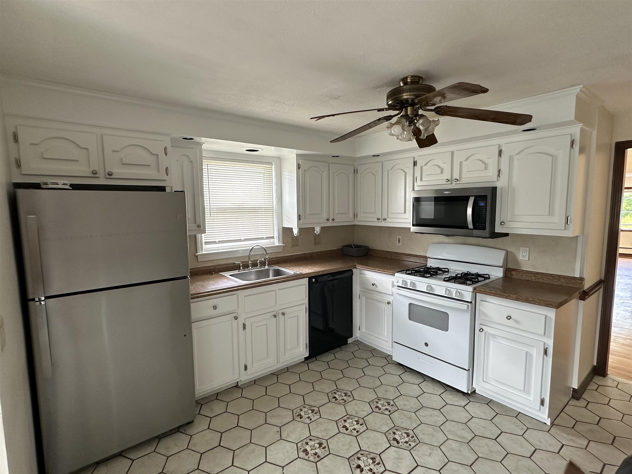 58 Windsor Rd, South Medford