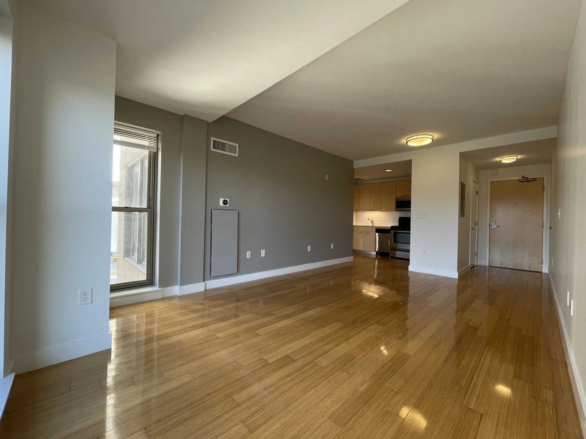 1085 Boylston St, Fenway