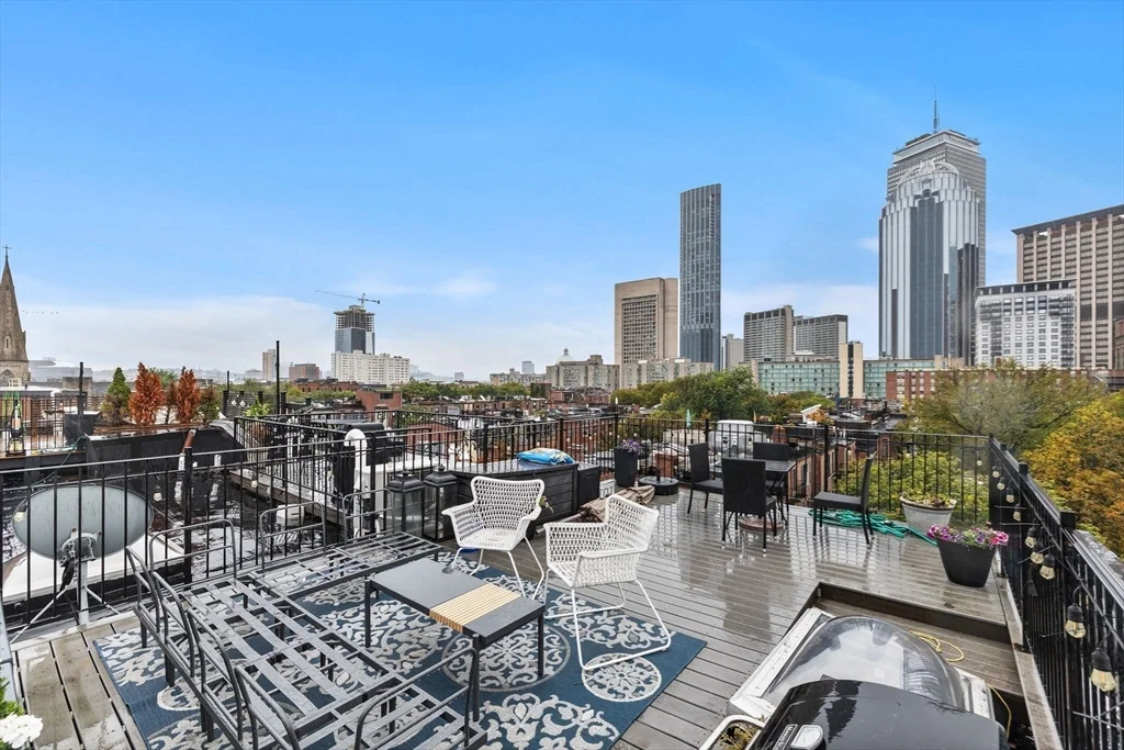 431 Columbus, South End