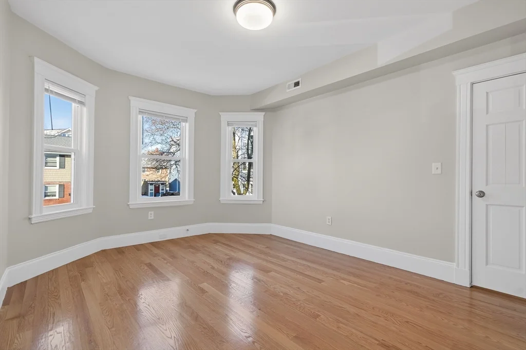 17 Chelmsford St, Dorchester