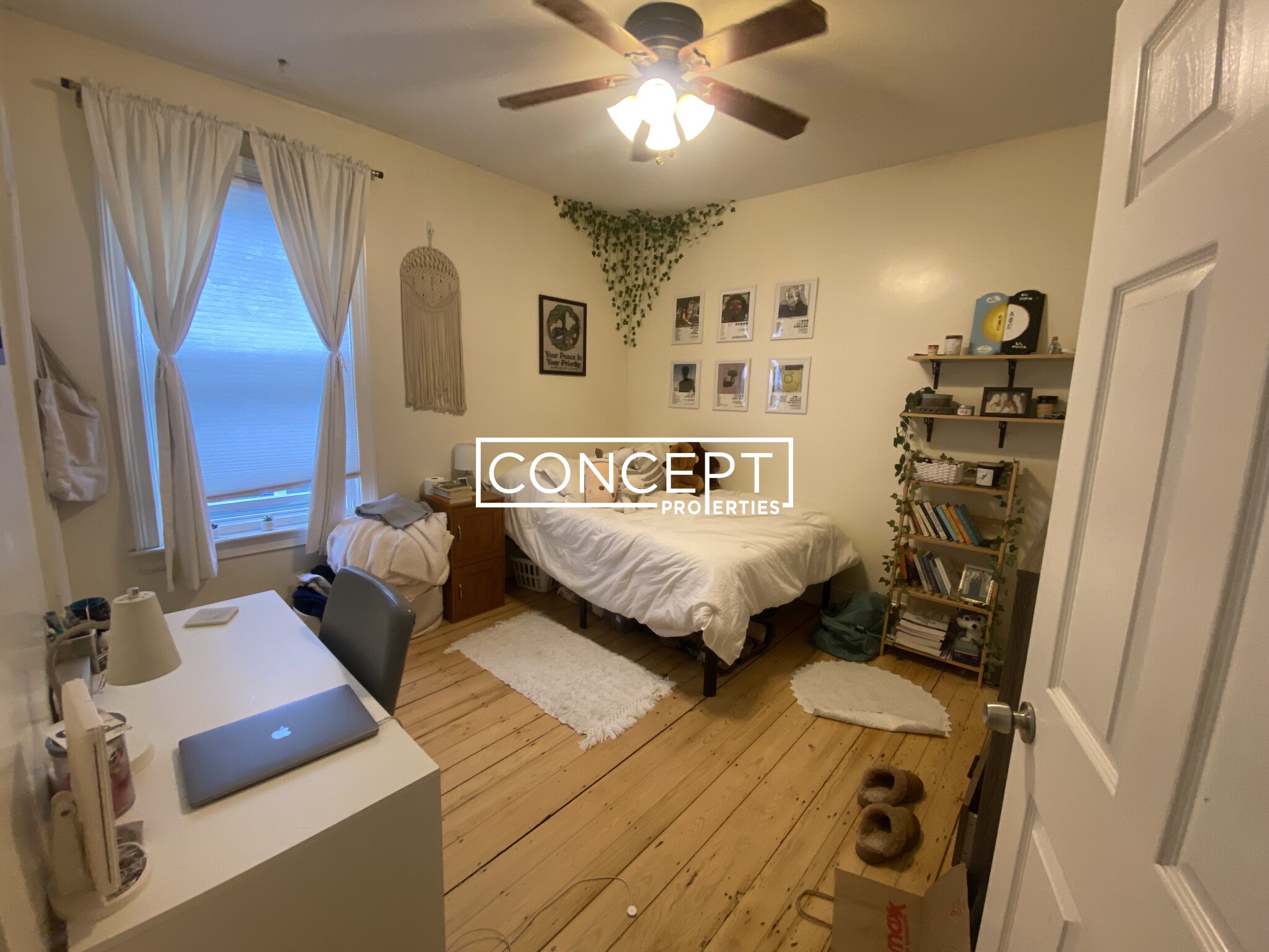 731 Parker St, Mission Hill