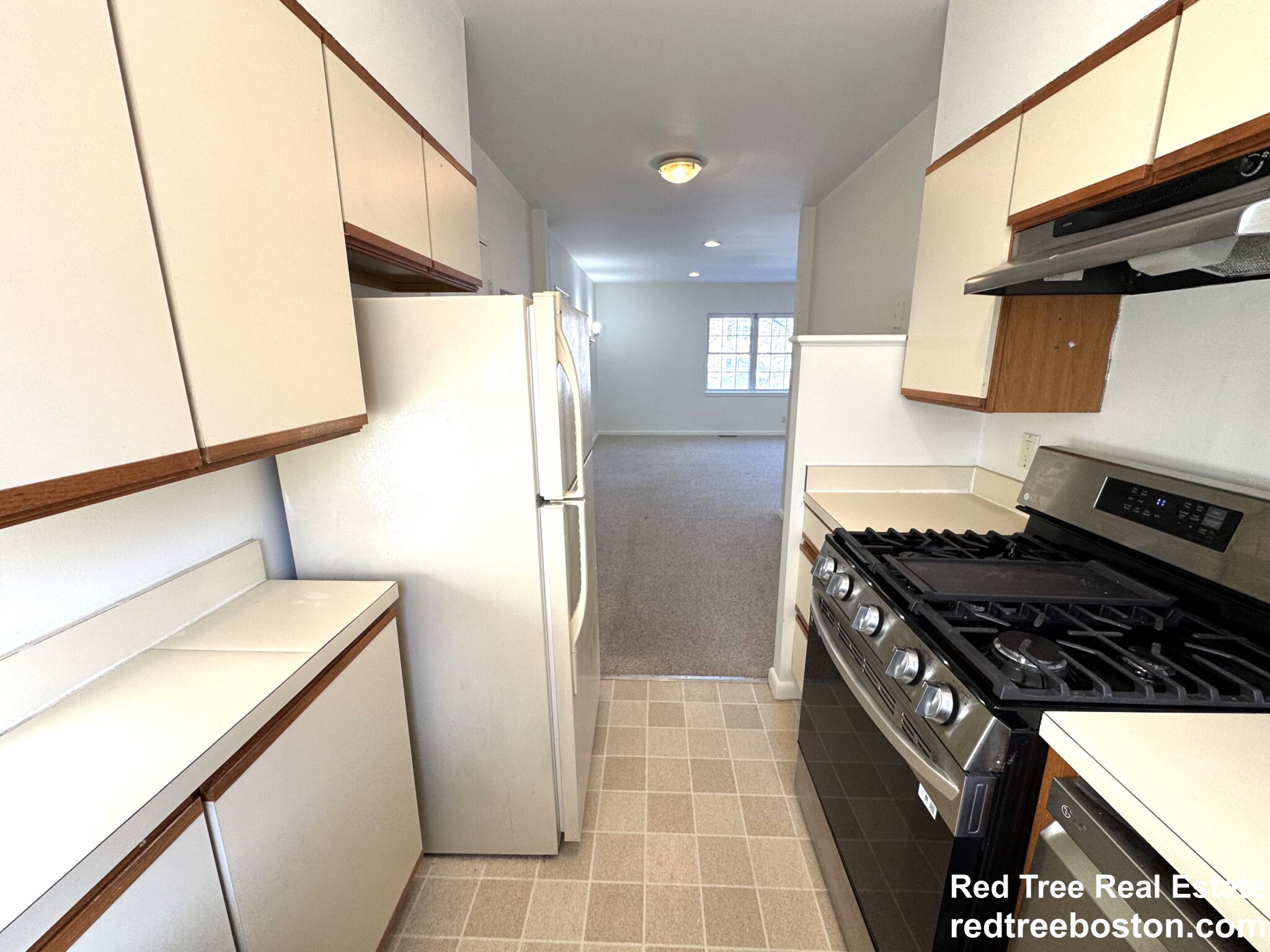 144 Lake Shore Rd, Brighton