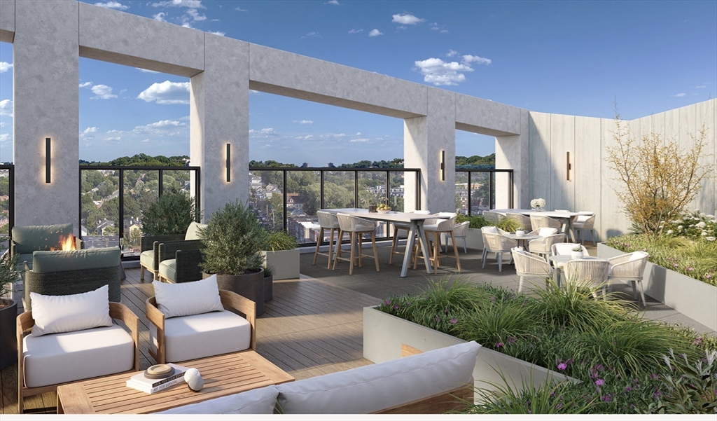 1515 Commonwealth Ave, Brighton