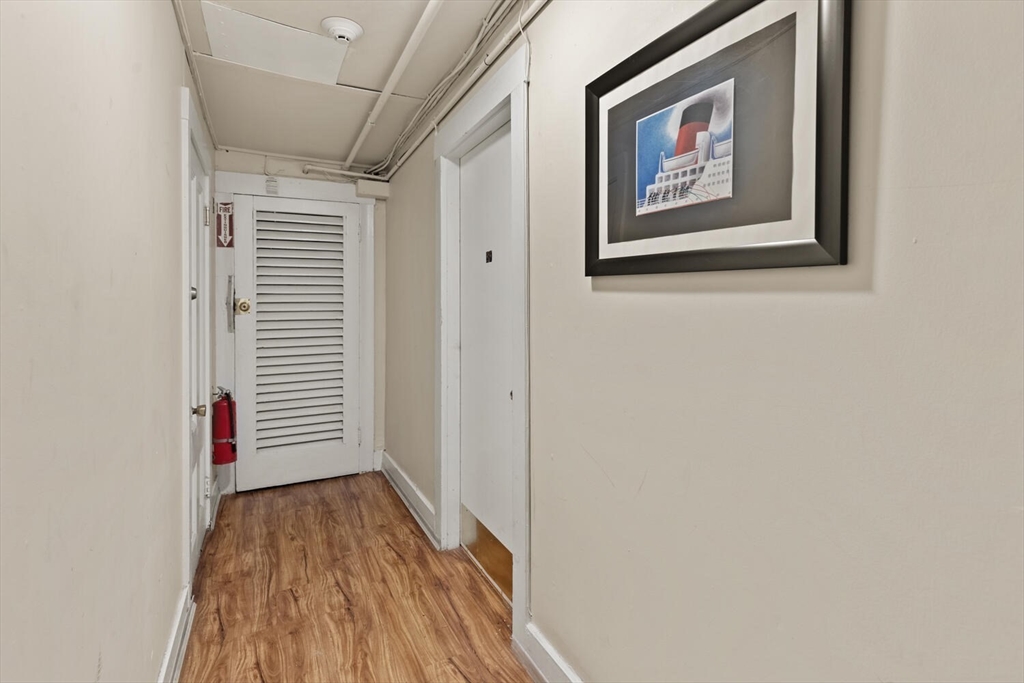 35 Bay State Rd, Back Bay