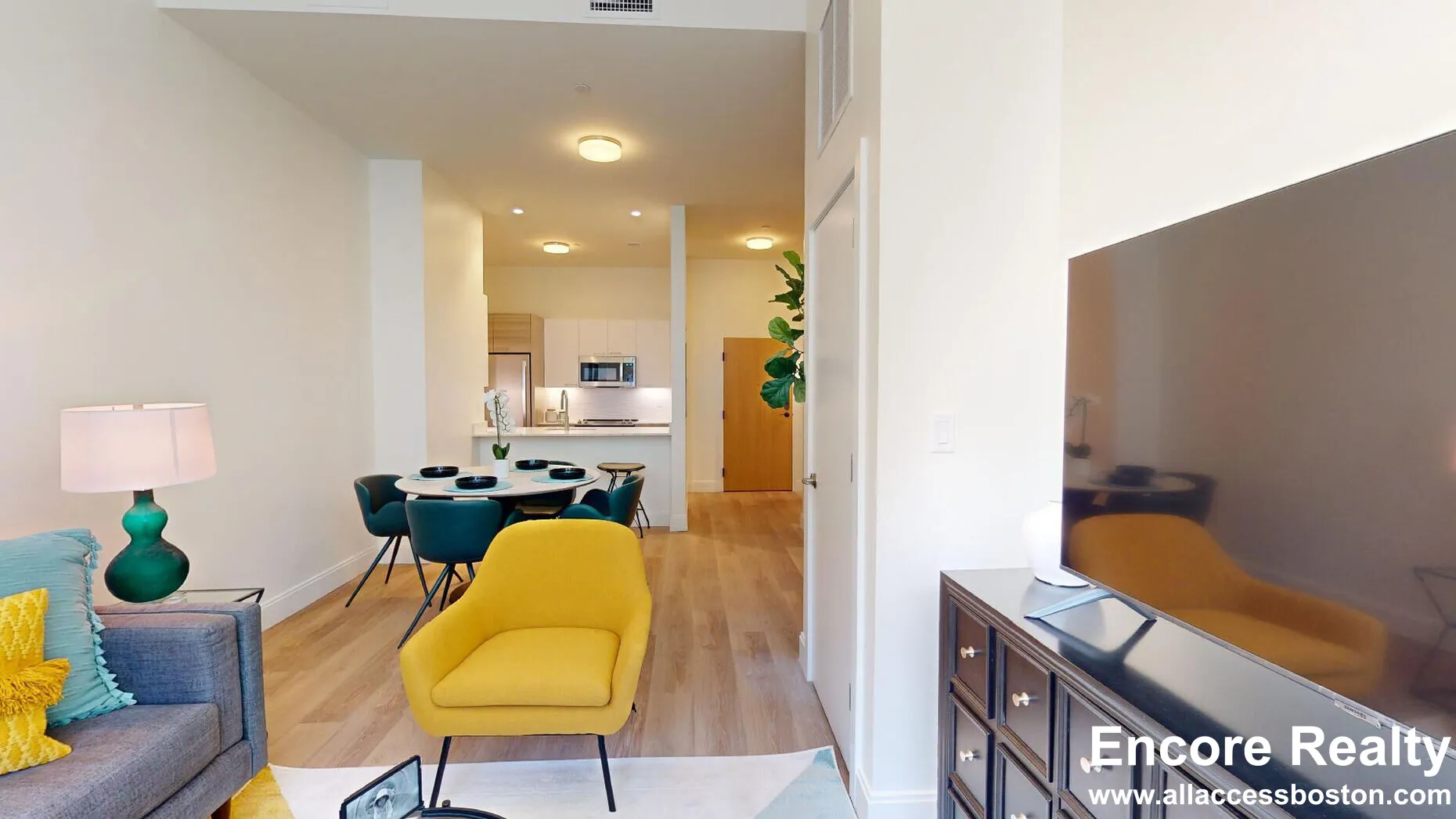 1079 Commonwealth Ave, Allston