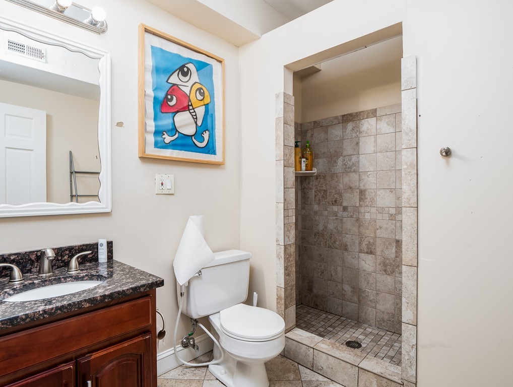 30 Gloucester St, Back Bay