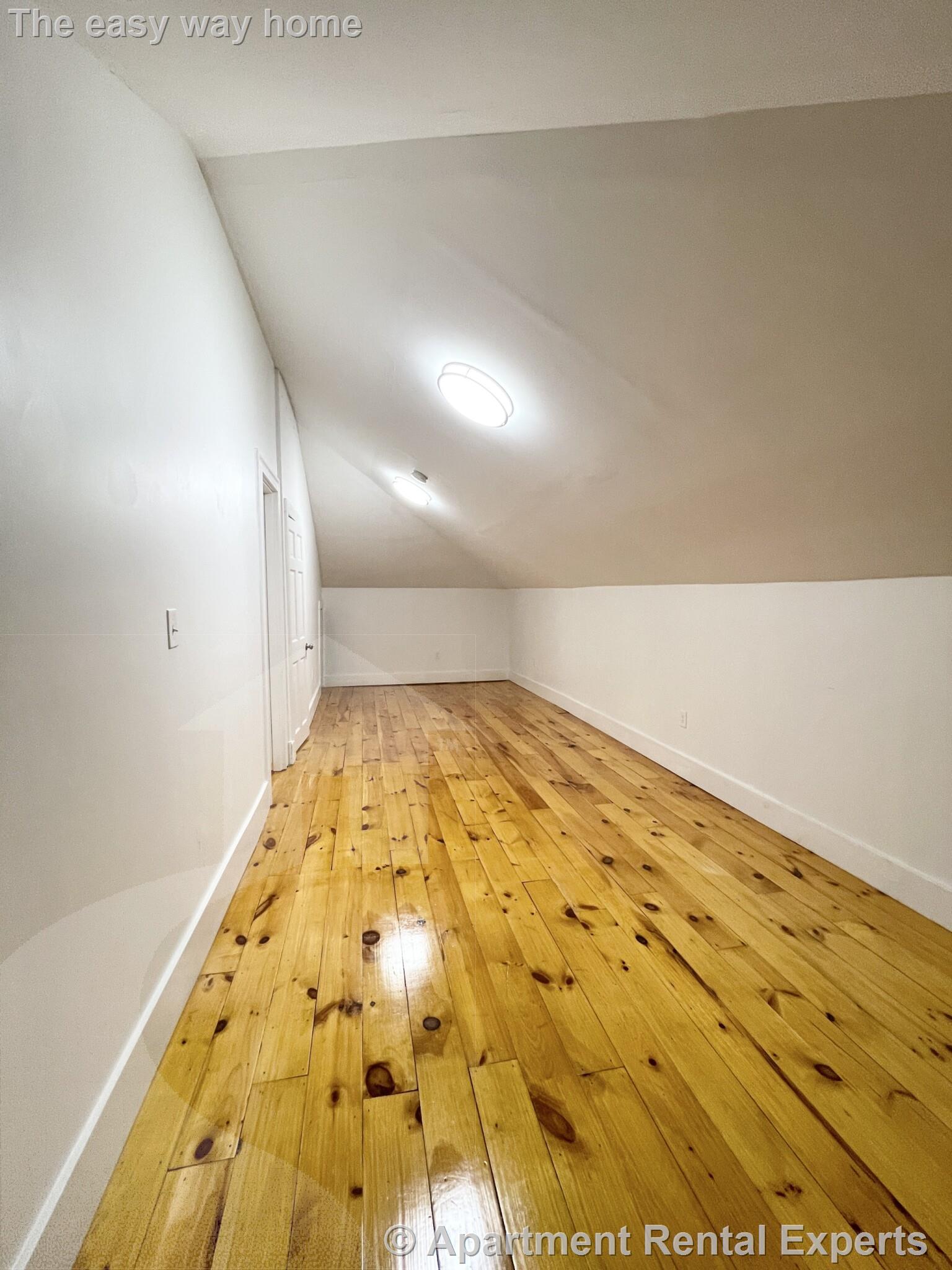 105 Summer St, Union Square