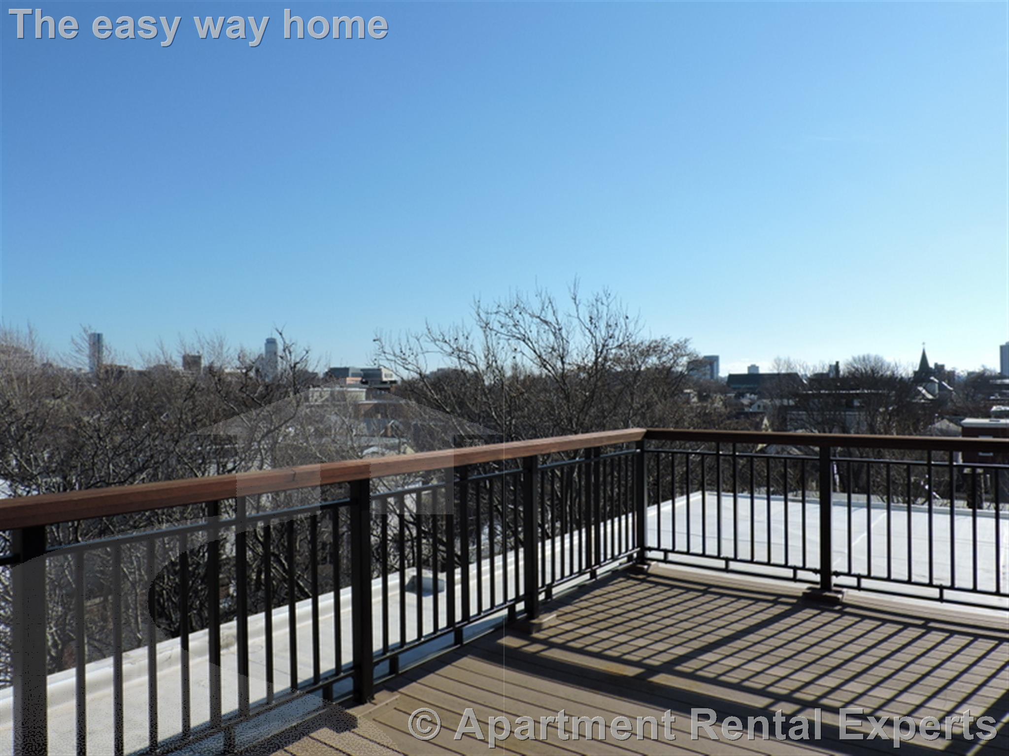 168 Hampshire, Central Square