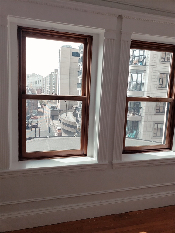 8 Garrison, Back Bay