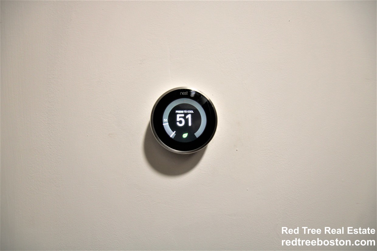 18 Holton St, Allston