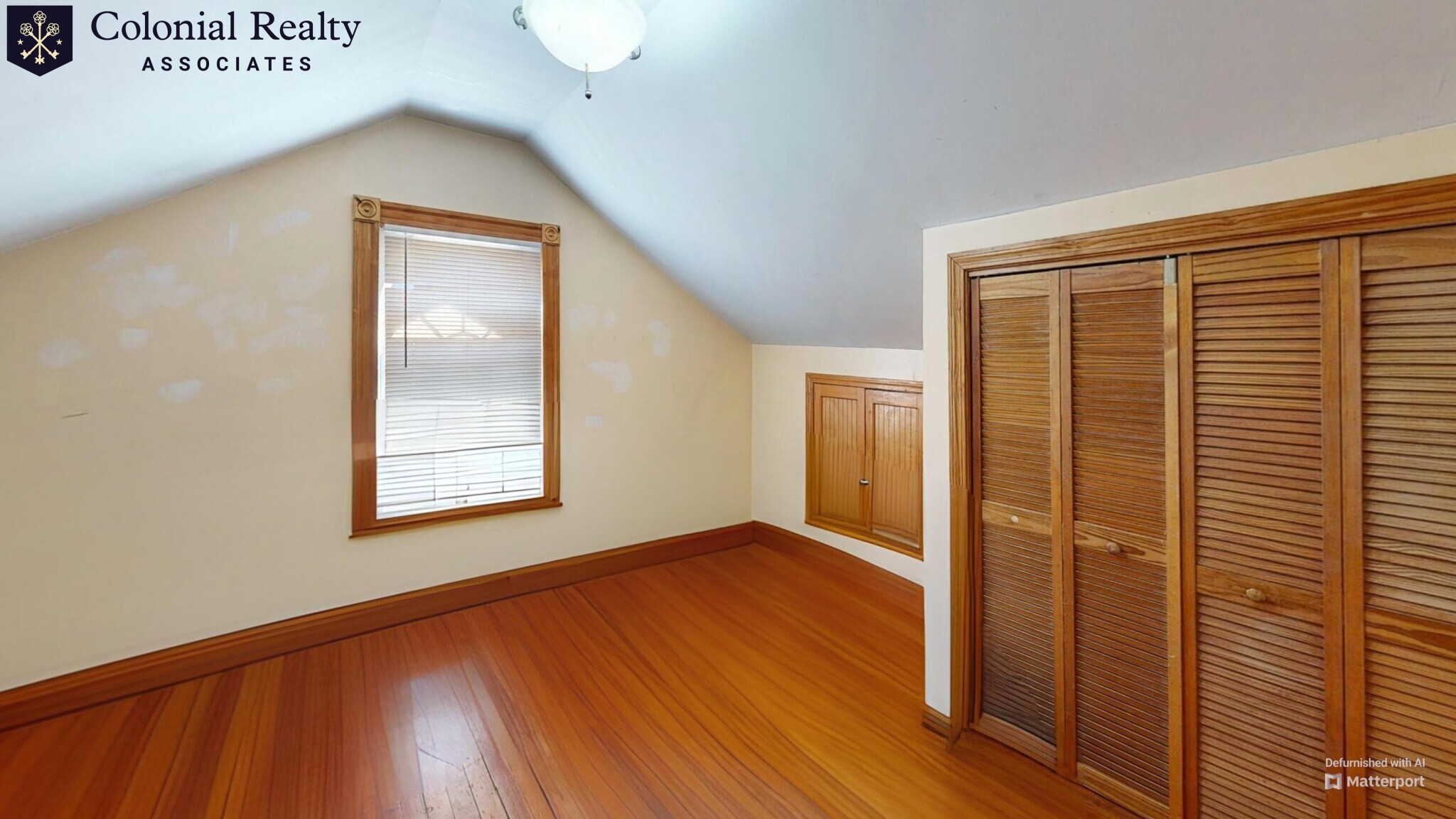 21 Alpine St, Roxbury