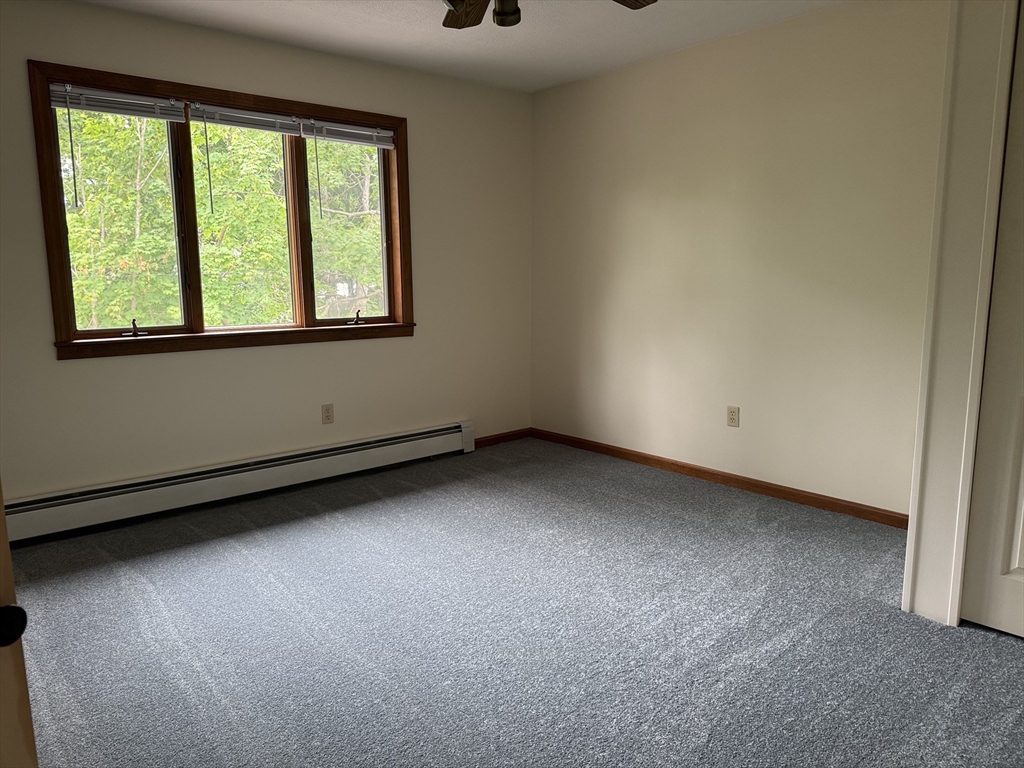 271 Wanoosnoc Rd, Fitchburg