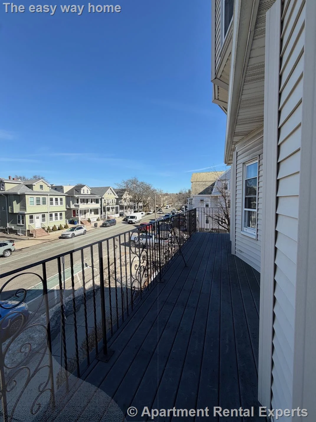 1040 Broadway, Davis Square