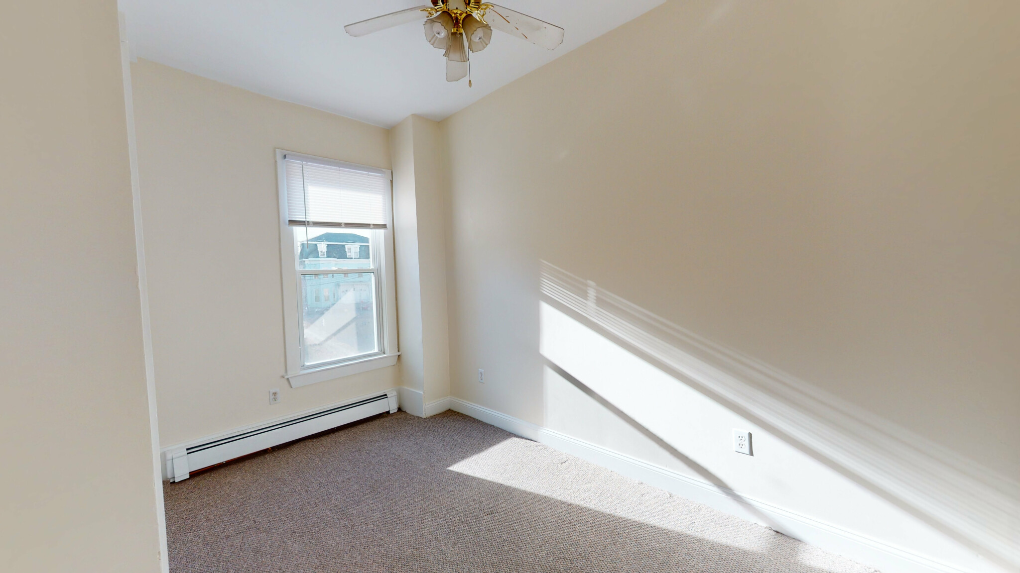 15 Linden St, Allston