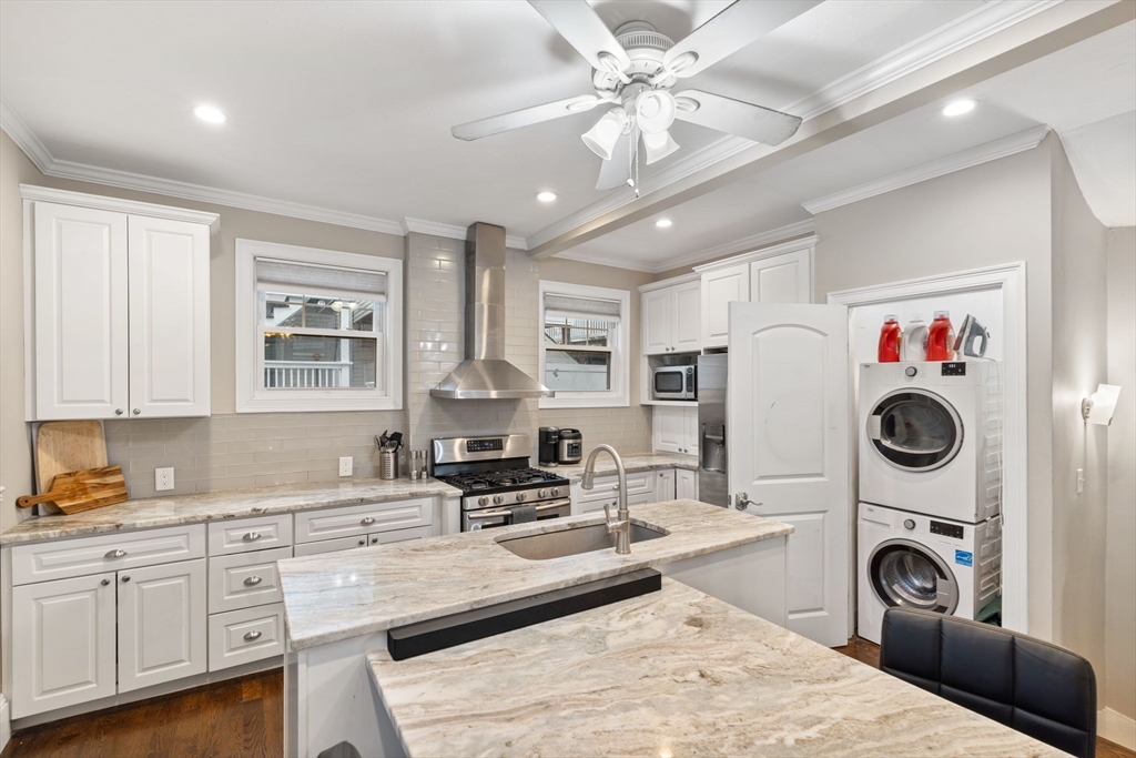 12 Colebrook St, South Boston