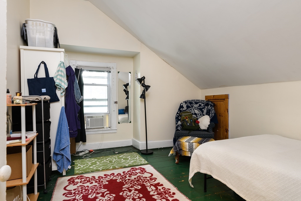 10 Trowbridge, Mid-Cambridge