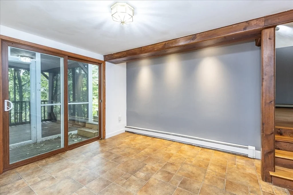 17 Boulder Rd, North Lexington