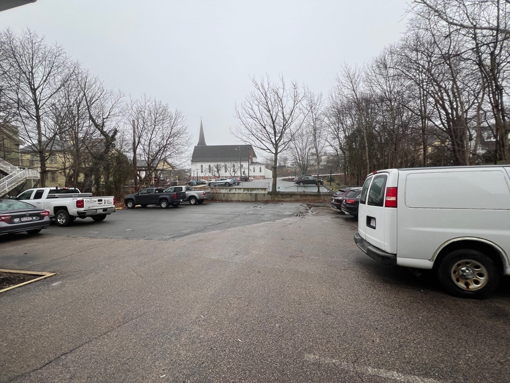 6 Samoset St, Downtown