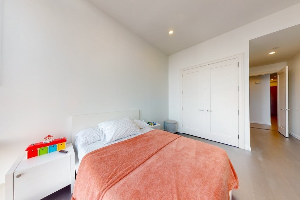 1 Franklin St, Downtown