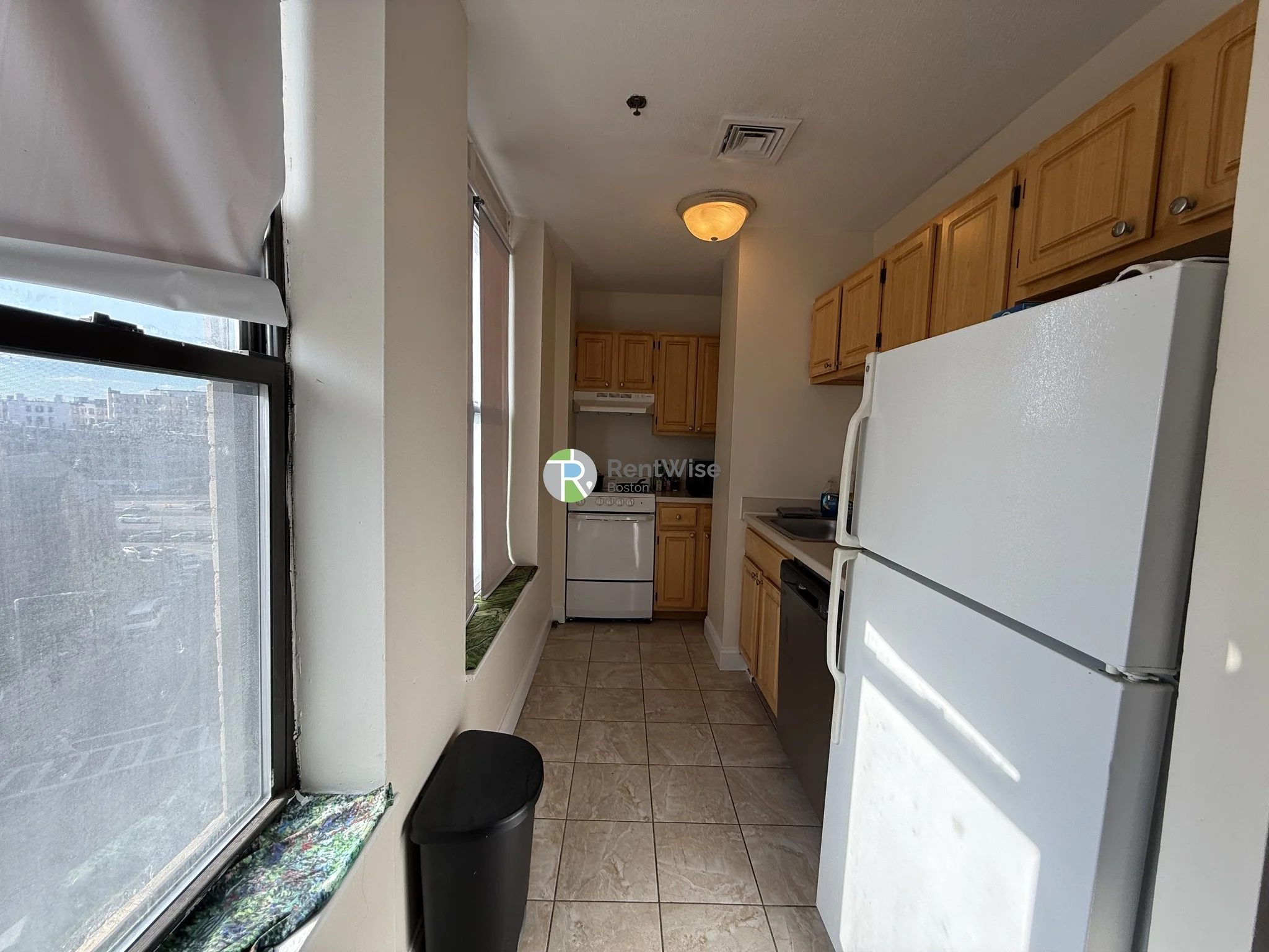1126 Boylston St, Fenway