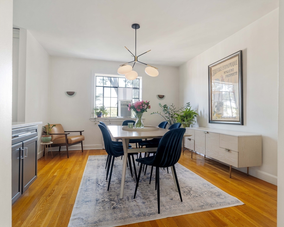 108 Sewall Ave, Coolidge Corner