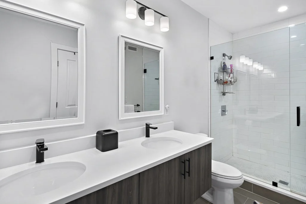 194 Havre St, East Boston