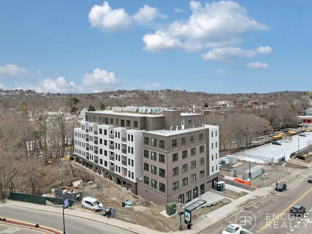 375 Cummins Highway, Roslindale