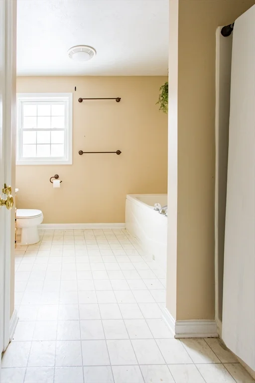 270 New Braintree Rd, West Brookfield