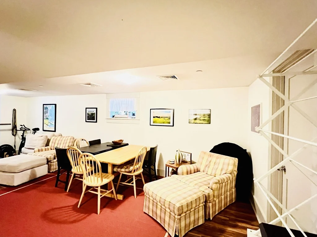 15 Boardman St, Central Square