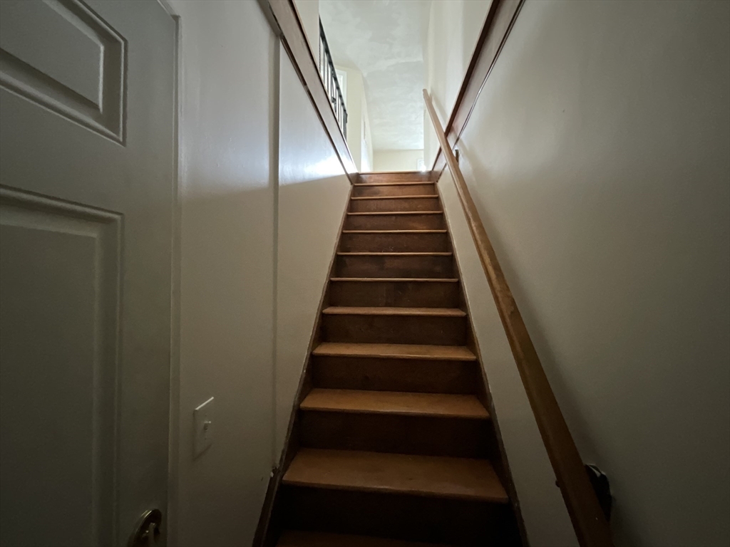 222 Salem St, Wakefield