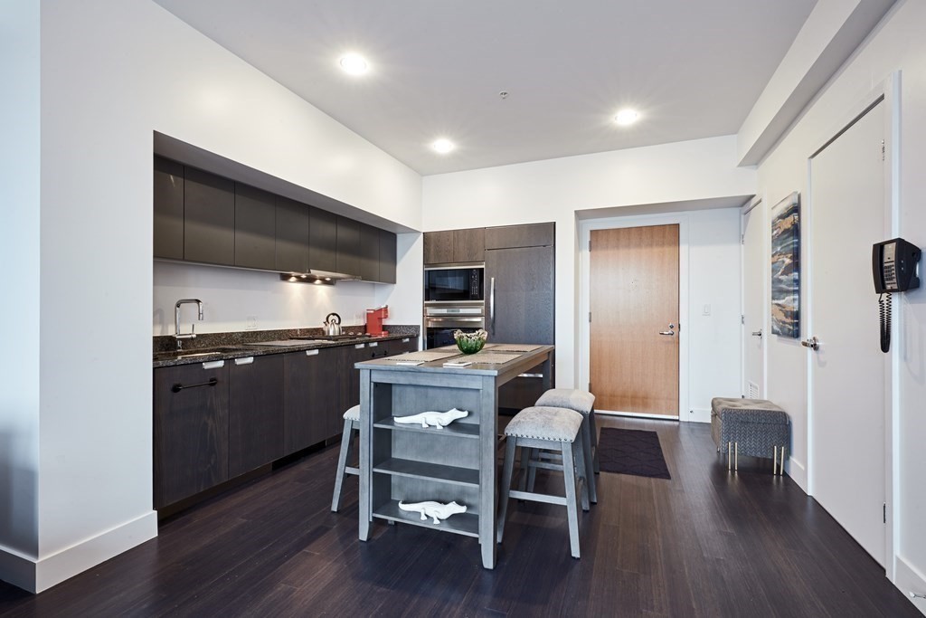 110 Stuart, Back Bay