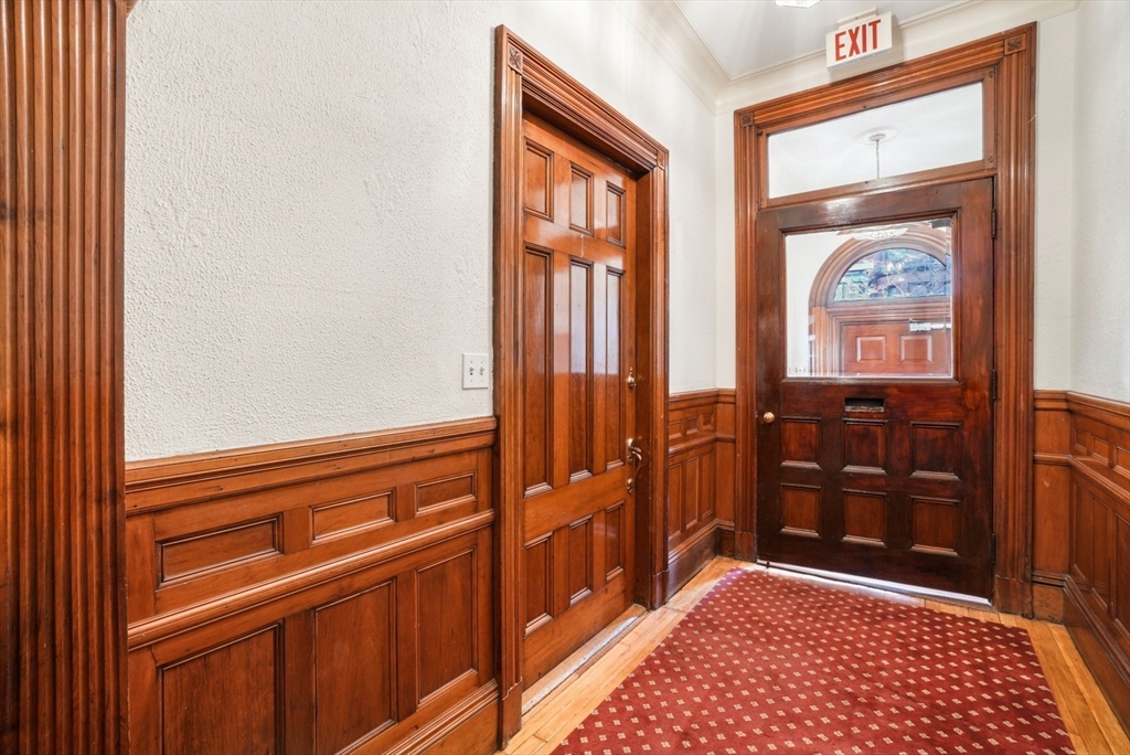 397 Marlborough St, Back Bay