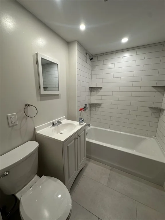 70 Adams St, Norwood